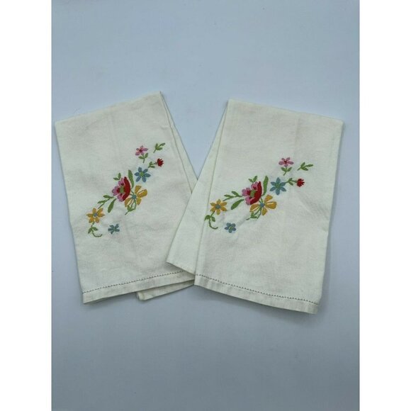 Set Of 2 Vintage White Linen Hand Stitched  with Flowers Napkins - Picture 1 of 6
